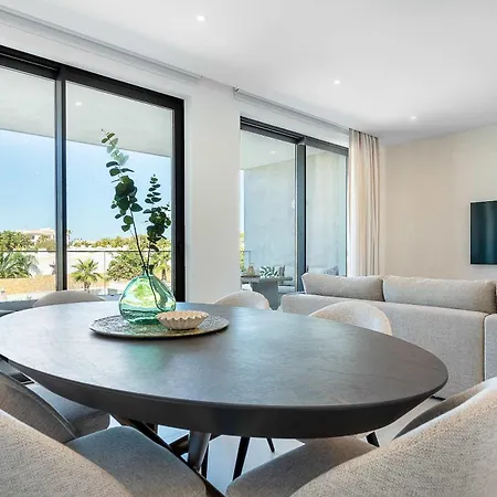 Luxury Sea View At Dona Ana Residences Lagos