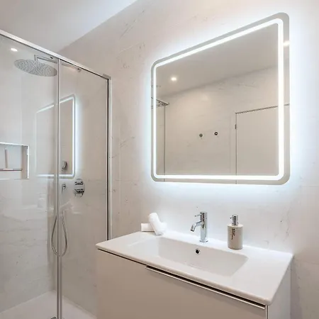 Luxury Sea View At Dona Ana Residences * Lagos
